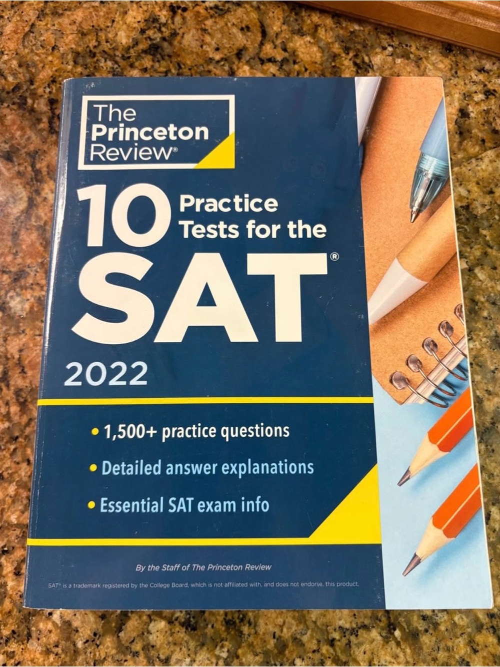 10 Practice Tests for the SAT 2022 - Navy Blue